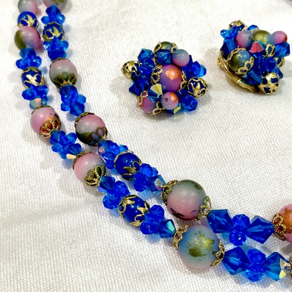 Vintage Aurora Borealis Blue Crystal Bead Necklace Earrings Clip On Retro - Picture 5 of 12